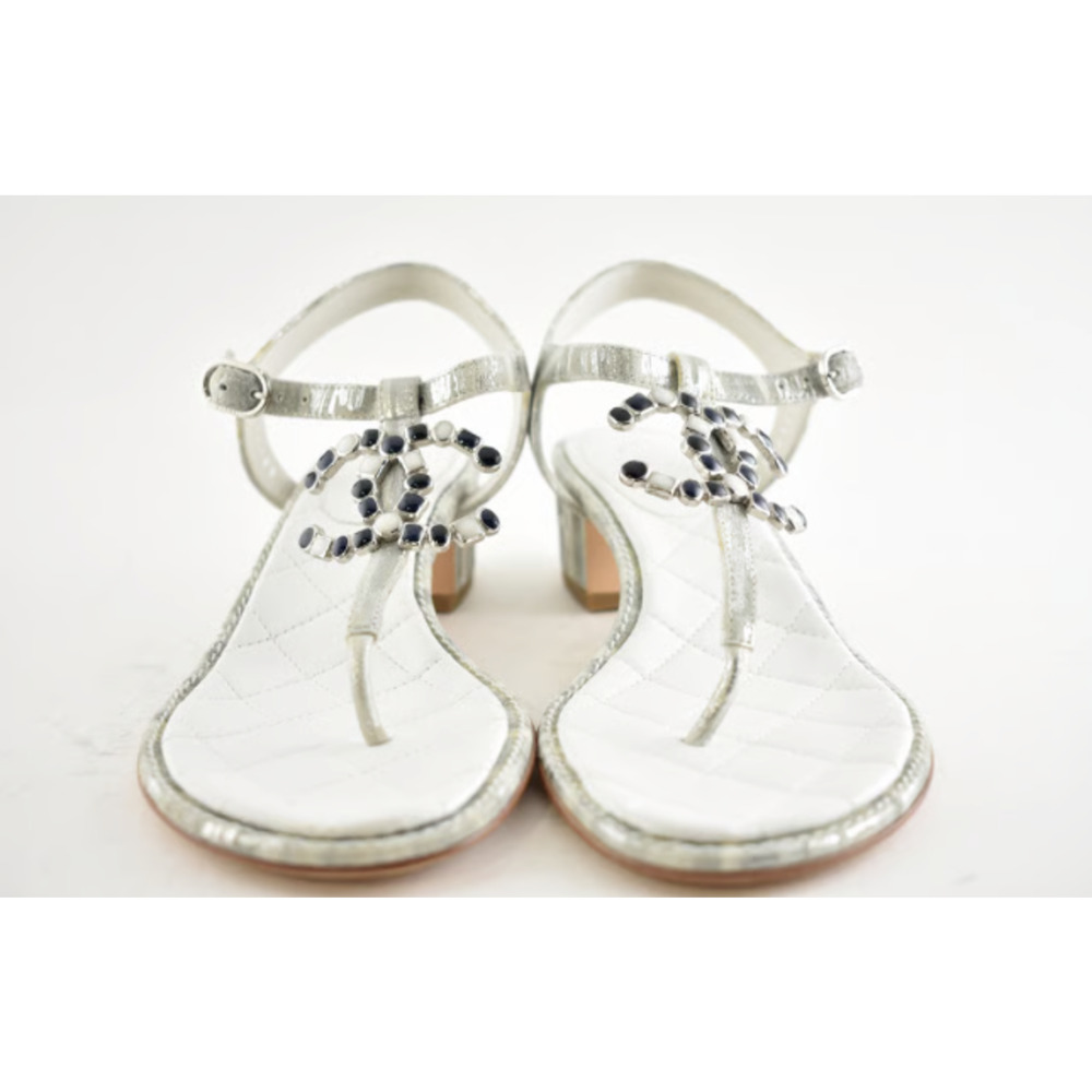 Chanel 20P White Silver CC Logo Mule Strap Thong Sandal Block Heel Flat 36.5c - Picture 11 of 12